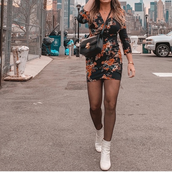 Zara floral padded shoulder mini dress - Picture 7 of 7